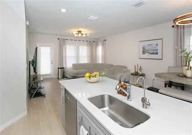 Photo 3 of Townhouse for sale at 3798 King Hl Dr, Haines City, FL 33844 | MLS# S5146774 | Listing updated on 2026-04-22