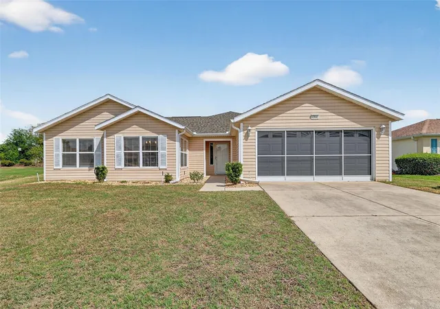 Photo 1 of Single family home for sale at 13811 Se 85th Circle, Summerfield, FL 34491 | MLS# G5110292 | Listing updated on 2026-08-23