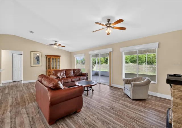 Photo 4 of Single family home for sale at 13811 SE 85th Circle, Summerfield, FL 34491 | MLS# G5110292 | Listing updated on 2026-08-23