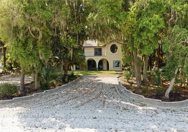 Homes for sale in Weirsdale, FL | 12621 Se Sunset Harbor Rd, Weirsdale, FL 32195 | MLS# OM721755