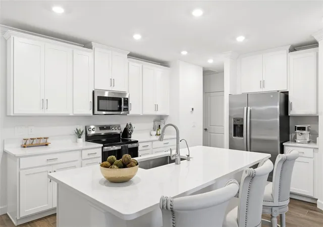 5th image of 10799 Gable Dig Loop, San Antonio, FL 33576 | MLS# W7884358