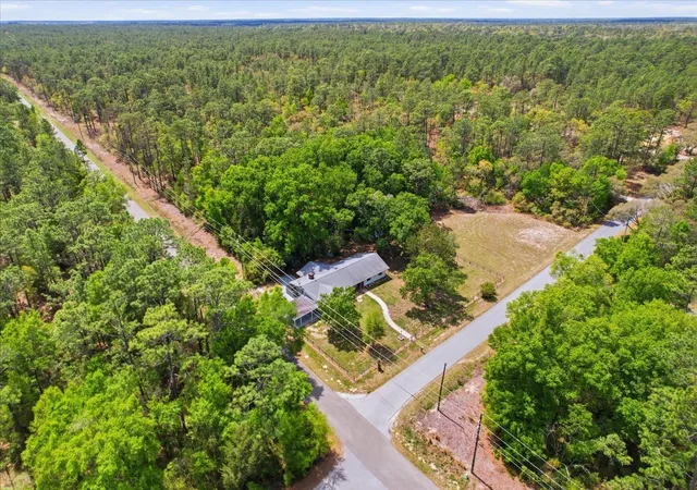 Photo 4 of Single family home for sale at 24576 NW Falcon Ave, Dunnellon, FL 34431 | MLS# OM721759 | Listing updated on 2026-09-28