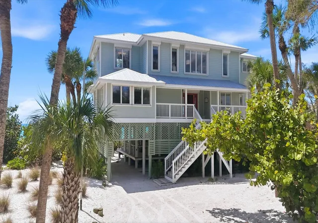Photo 4 of Single family home for sale at 400 S Gulf Blvd, Placida, FL 33946 | MLS# D6146815 | Listing updated on 2026-07-14