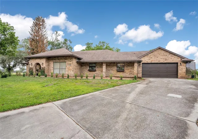 Photo 3 of Sale Pending at 2724 Ardon Ave, Orlando, FL 32833 | MLS# O6394718 | Listing updated on 2026-09-22