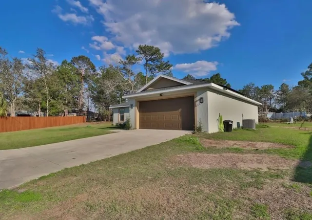 2nd image of 14 Hemlock Loop Ct, Ocala, FL 34472 | MLS# OM721768