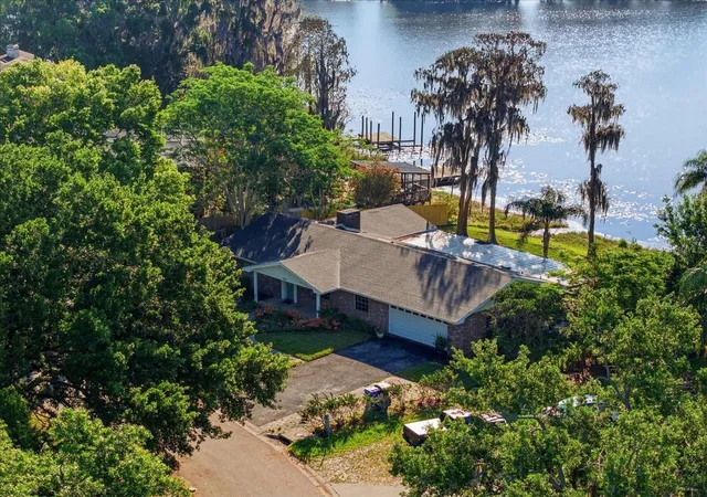 1st image of 700 Druid Wy, Lutz, FL 33548 | MLS# TB8491935
