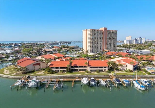 2nd image of 4750 Brittany Dr S, ST PETERSBURG, FL 33715