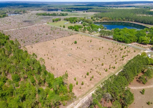 Homes for sale in Weirsdale, FL | Se 170Th Ave, Weirsdale, FL 32195 | MLS# G5110297
