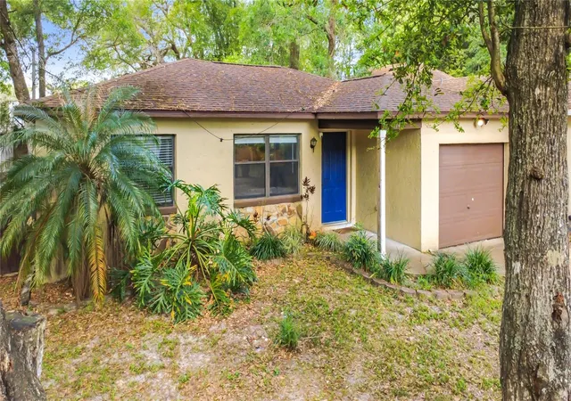3rd image of 31427 Ghent Ave, Sorrento, FL 32776 | MLS# O6394741