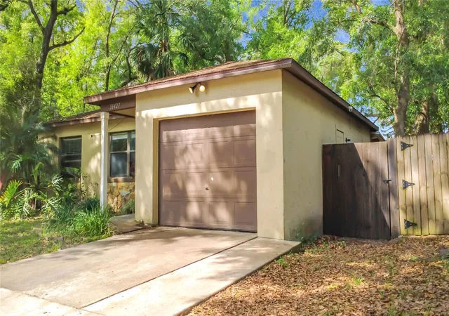 5th image of 31427 Ghent Ave, Sorrento, FL 32776 | MLS# O6394741