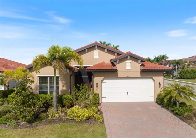 Homes for sale in Nokomis, FL | 520 Maraviya Blvd, Nokomis, FL 34275 | MLS# A4688049