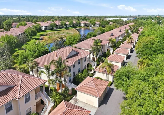 Photo 1 of Condo for sale at 4266 Vicenza Dr #A39, Venice, FL 34293 | MLS# A4688050 | Listing updated on 2026-08-24