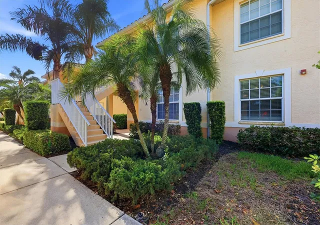 Listing Photo 4 - Condo for sale in building located at 4266 Vicenza Dr, Venice, FL 34293 - Unit #A39