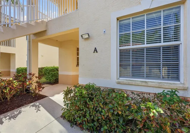 Listing Photo 5 - Condo for sale in building located at 4266 Vicenza Dr, Venice, FL 34293 - Unit #A39