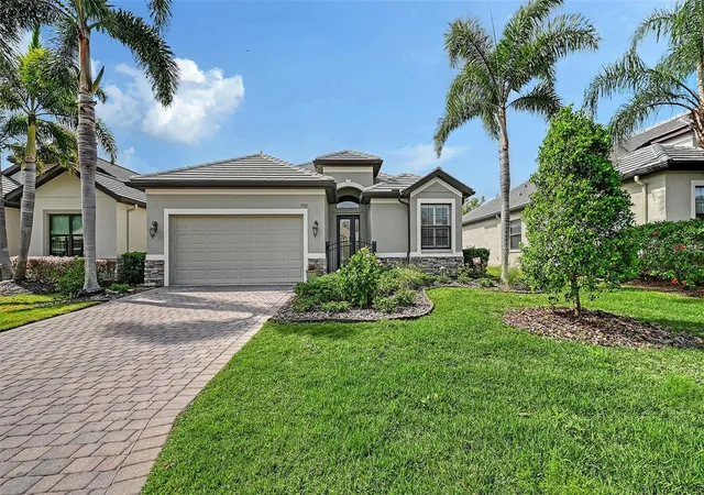 3rd image of 7702 Rio Bella Pl, Bradenton, FL 34201 | MLS# A4688061