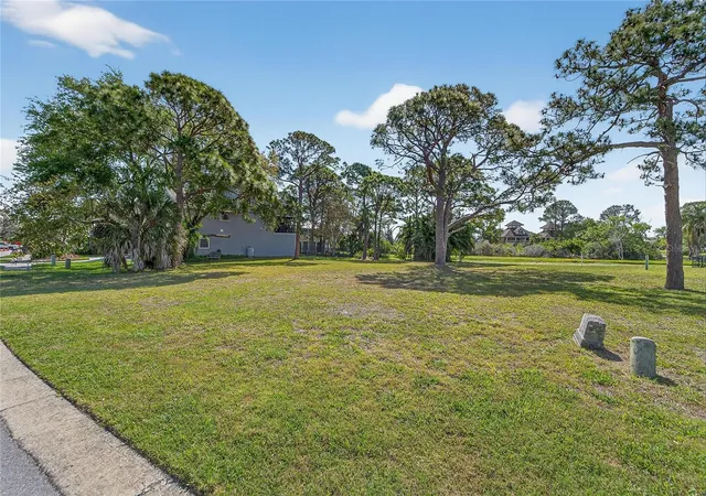 5th image of N Pointe Alexis Dr, Tarpon Springs, FL 34689 | MLS# TB8492009