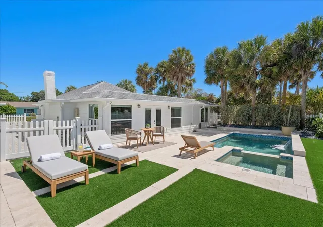 4th image of 1038 Eldorado Ave, Clearwater Beach, FL 33767 | MLS# TB8492031