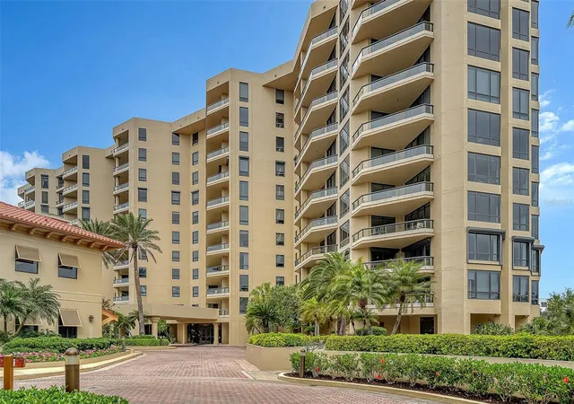 1st image of 1281 Gulf Of Mexico Dr #111, Longboat Key, FL 34228 | MLS# A4688079