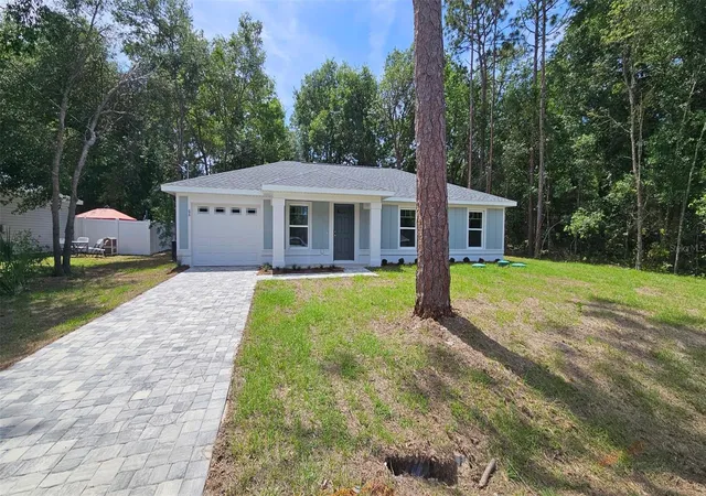 1st image of 68 Dogwood Loop, Ocala, FL 34472 | MLS# OM721805