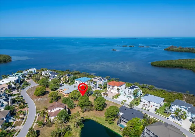 4th image of Harbour Watch Cir, Tarpon Springs, FL 34689 | MLS# TB8492049