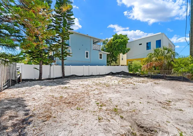 2nd image of 119 95th Ave, Treasure Island, FL 33706 | MLS# TB8492099