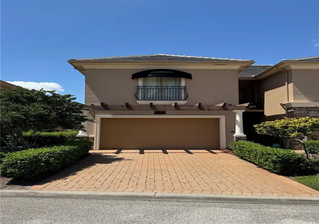 Townhouse for sale at 644 Saxony Blvd, Saint Petersburg, FL 33716 | MLS# TB8492103