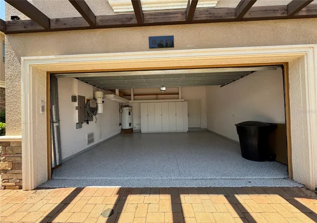 Photo 2 of Townhouse for sale at 644 Saxony Blvd, Saint Petersburg, FL 33716 | MLS# TB8492103 | Listing updated on 2026-04-12