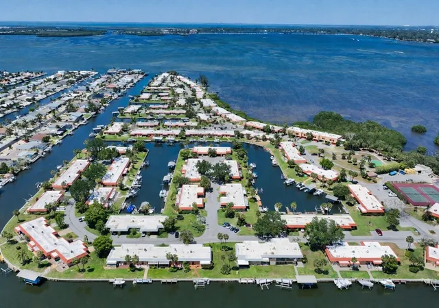 Homes for sale in Bradenton, FL | 9538 Azure Cvs, Bradenton, FL 34210 | MLS# A4688125