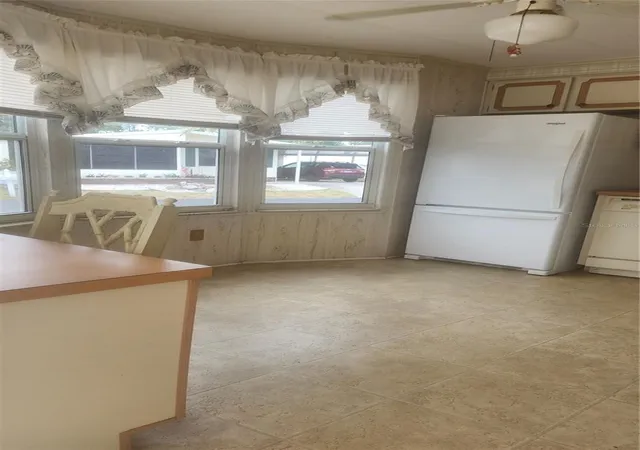 Photo 4 of Manufactured home for sale at 157 N Fiji Cir, Englewood, FL 34223 | MLS# A4688132 | Listing updated on 2026-10-01