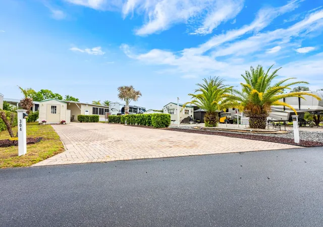 Photo 2 of Land for sale at 2410 Limewood Ave #304, Clermont, FL 34714 | MLS# O6394920 | Listing updated on 2026-09-15
