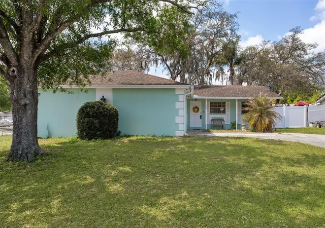 Photo 1 of Single family home for sale at 502 Avocado Cir, Brandon, FL 33510 | MLS# TB8492194 | Listing updated on 2026-10-22