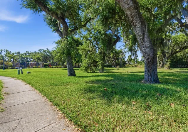 Photo 4 of Sale Pending at 3701 59th Avenue Cir E, Ellenton, FL 34222 | MLS# TB8492199 | Listing updated on 2026-08-05