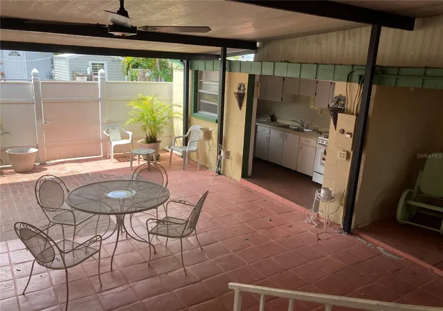 Photo 2 of Single family home for sale at 2405 Corrine St, Tampa, FL 33605 | MLS# TB8492206 | Listing updated on 2026-09-17