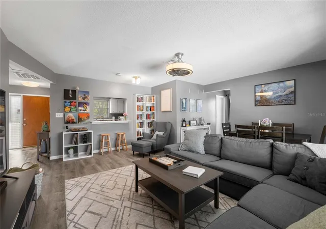 3rd image of 1960 Union St #28, Clearwater, FL 33763 | MLS# TB8492216