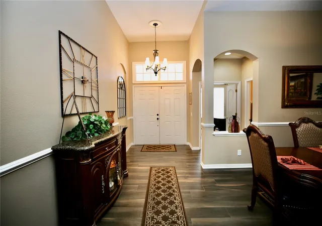 4th image of 2410 Tea Olive Ter, Valrico, FL 33594 | MLS# TB8492220