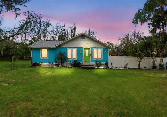 Homes for sale in De Leon Springs, FL | 460 Alhambra Ave, De Leon Springs, FL 32130 | MLS# V4948224