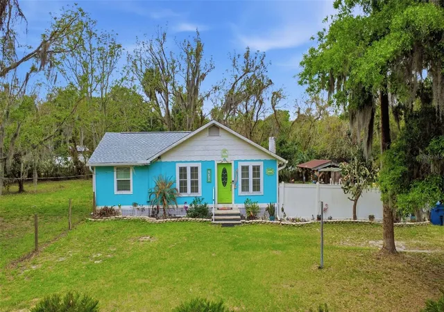Homes for sale in De Leon Springs, FL | 460 Alhambra Ave, De Leon Springs, FL 32130 | MLS# V4948224