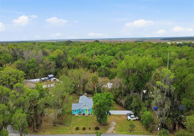 Homes for sale in De Leon Springs, FL | 460 Alhambra Ave, De Leon Springs, FL 32130 | MLS# V4948224