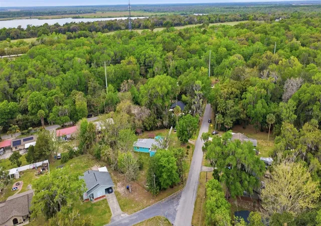 Homes for sale in De Leon Springs, FL | 460 Alhambra Ave, De Leon Springs, FL 32130 | MLS# V4948224