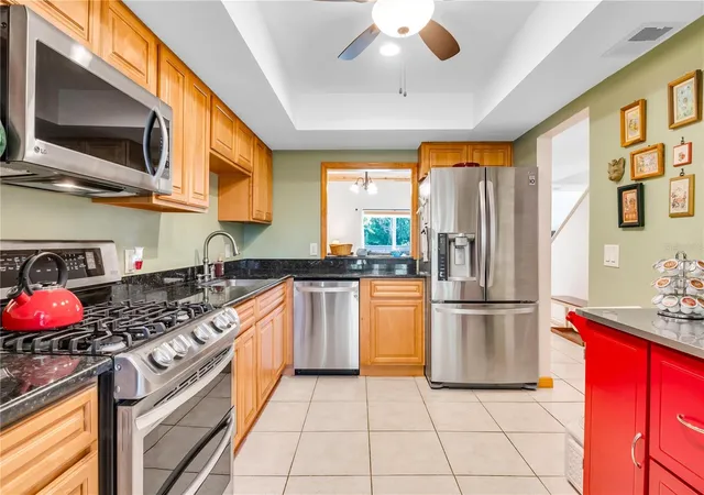 3rd image of 702 Glasgow Ct, Winter Springs, FL 32708 | MLS# O6394959