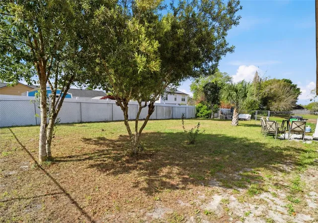 Photo 2 of Single family home for sale at 783 S Atmore Cir, Deltona, FL 32725 | MLS# V4948227 | Listing updated on 2026-10-06