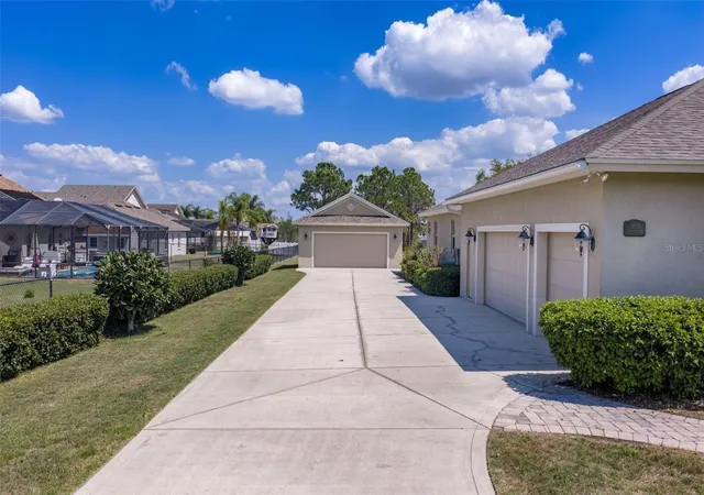 Photo 4 of Sale Pending at 1890 E F Griffin Rd, Bartow, FL 33830 | MLS# P4938279 | Listing updated on 2026-10-06