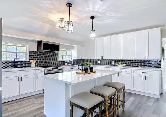 Photo 3 of Single family home for sale at 265 Newcomb St, New Smyrna Beach, FL 32168 | MLS# V4948232 | Listing updated on 2026-10-07