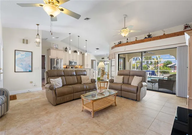 3rd image of 1374 Willet Ct, Punta Gorda, FL 33950 | MLS# C7524141