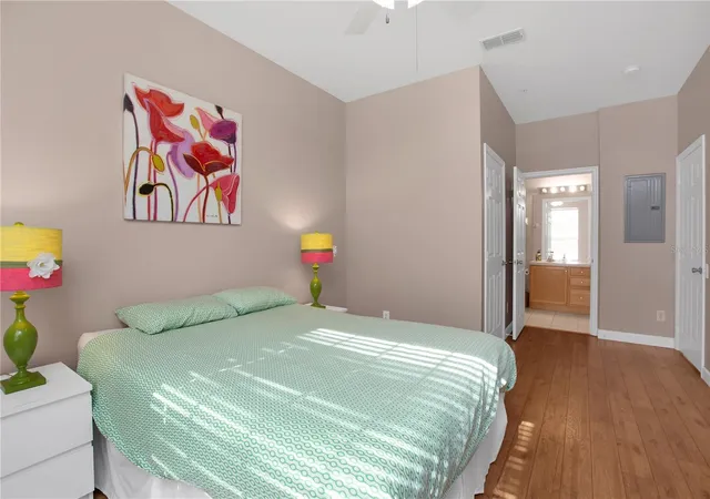 Listing Photo 5 - Condo for sale in building located at 3190 Dante Dr, Orlando, FL 32835 - Unit #304