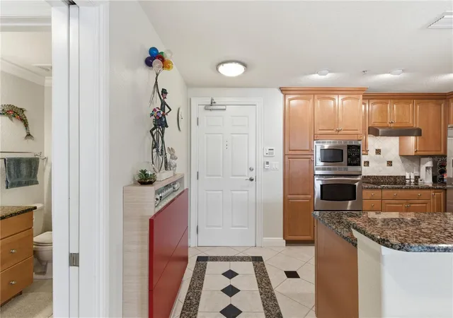 4th image of 700 N Osceola Ave, Clearwater, FL 33755