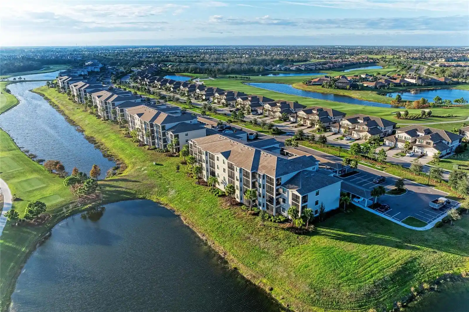 Listing Photo 2 - Condo for sale in 18114 Gawthrop Dr located at 18114 Gawthrop Dr, Bradenton, FL 34211 - Unit #204