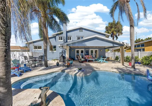 3rd image of 931 Gulf Blvd, Belleair Beach, FL 33786 | MLS# TB8492323