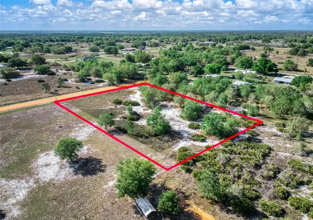 3rd image of 523 S Dickey Rd, Avon Park, FL 33825 | MLS# O6395032