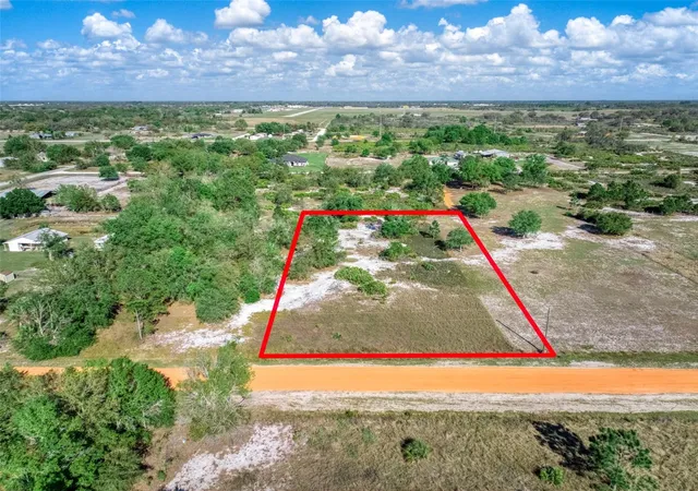 5th image of 523 S Dickey Rd, Avon Park, FL 33825 | MLS# O6395032